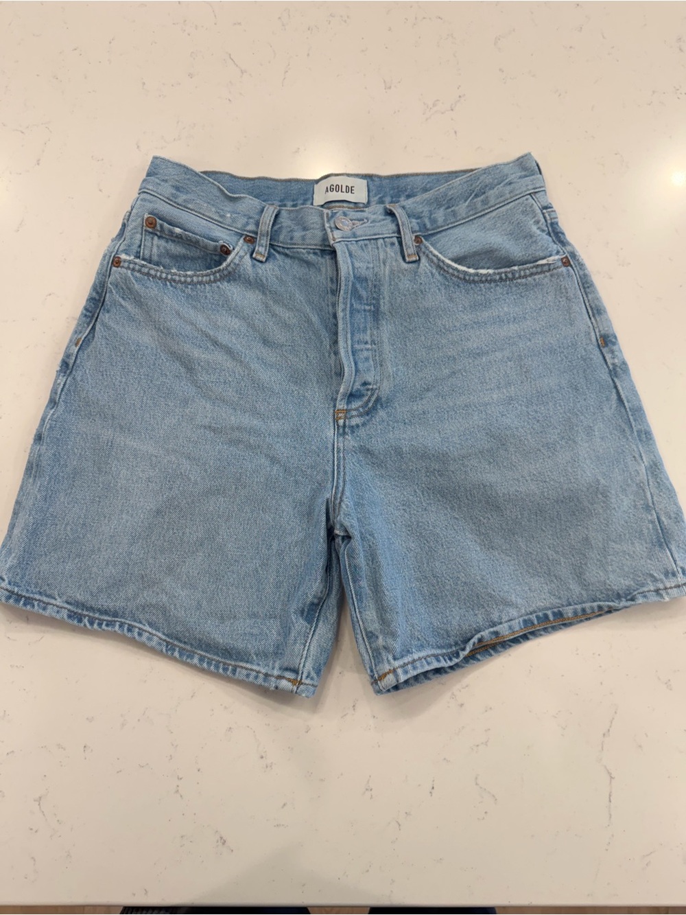 Agolde Dame Short High Rise Baggy mid length Size 27 light  denim - Picture 2 of 7